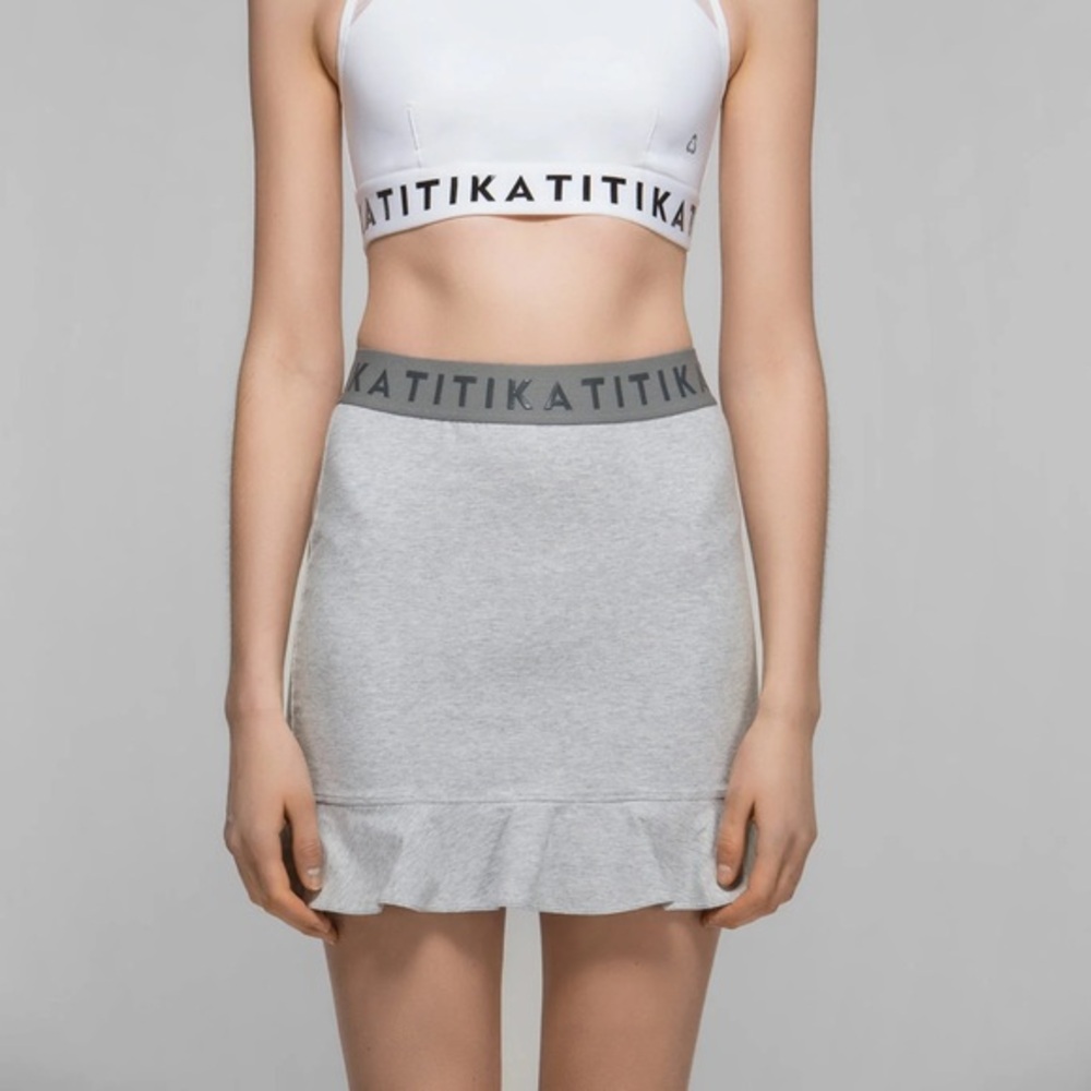 Titika Active Couture Trina Skirt – Size S (Heather Gray)